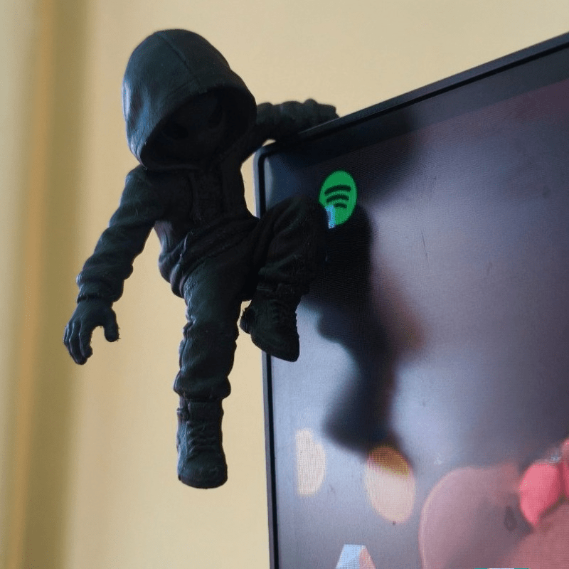 Climb Hoodie Alien Mini Statue - đánh giá và giá Gaming Accessories For Bedroom